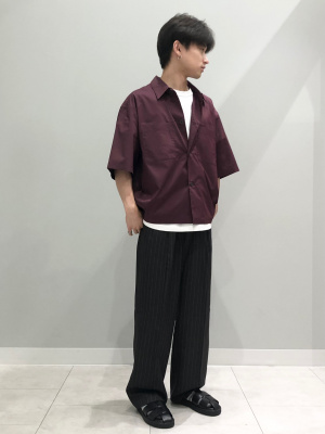 GU公式 | ツータックバギースラックス(ストライプ)(セットアップ可能)