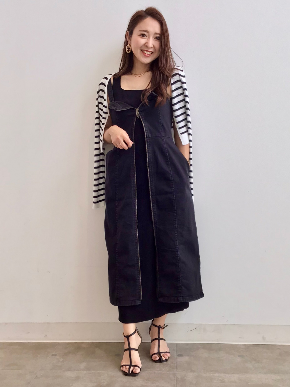 タグ付き！GU UVカットクロップドカーディガン(長袖) 新品 GU UVカットクロップドカーディガン 長袖 カーディガン 黒