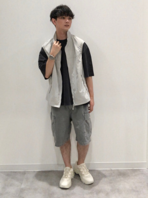 GU公式 | ジップアップベスト