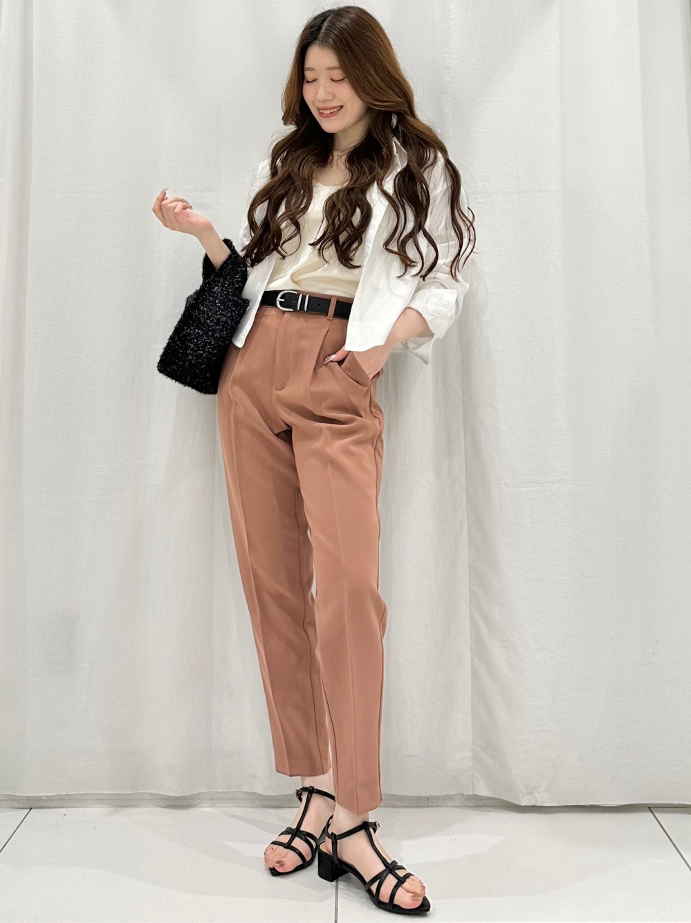 専用2点！！ GU公式 | タックテーパードパンツ(丈標準65.0～69.0cm)