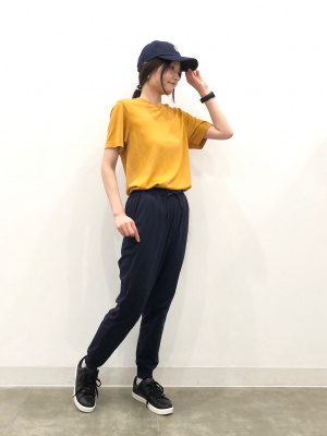 GU公式 | サイドシームレスクルーネックT(半袖)GA