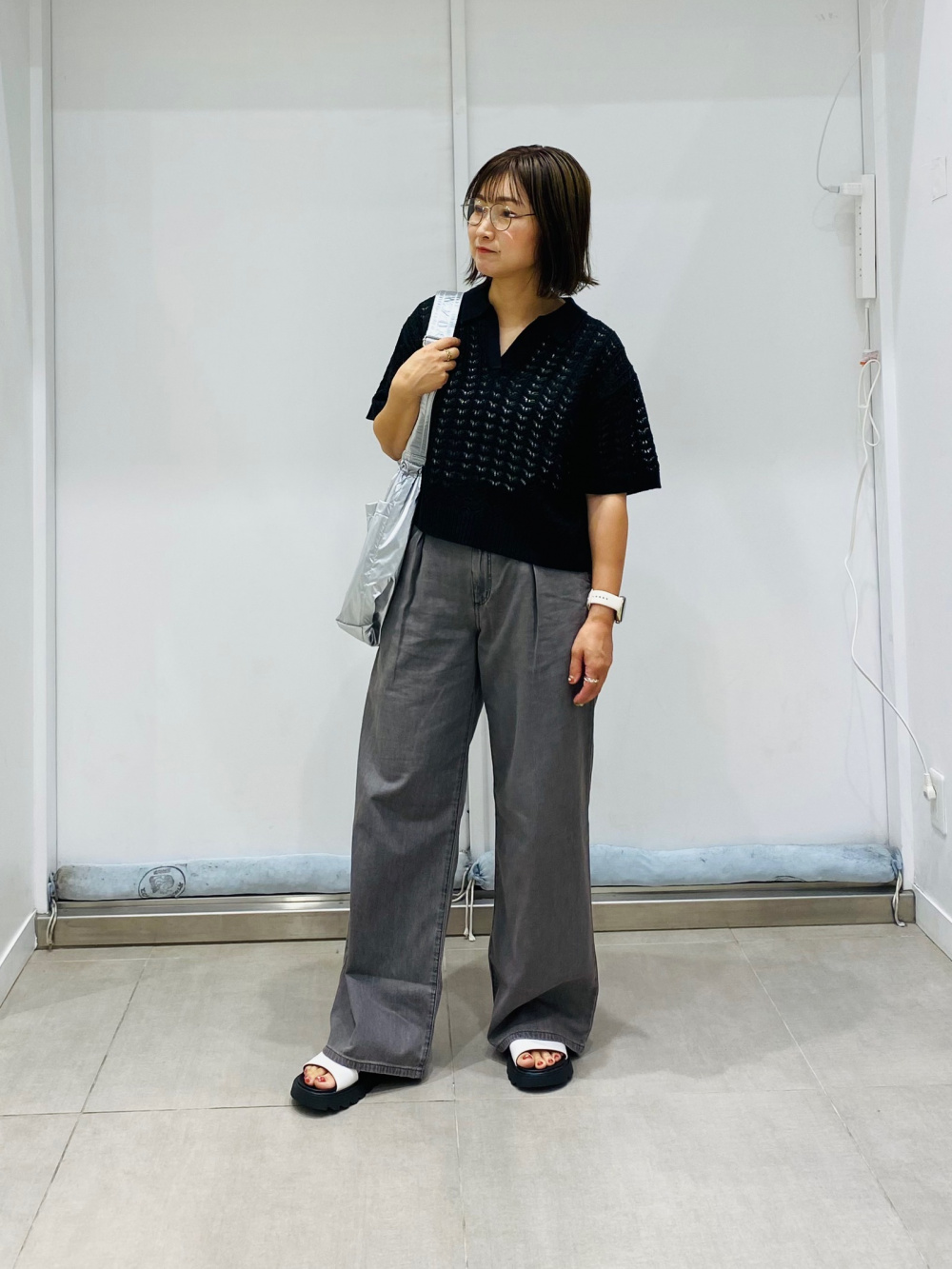 透かし編みスキッパーポロセーター(半袖)、ライトデニムワイド