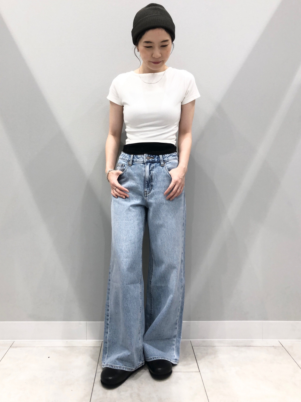 ウエストドローストリングT(5分袖)、ミドルライズワイドジーンズ