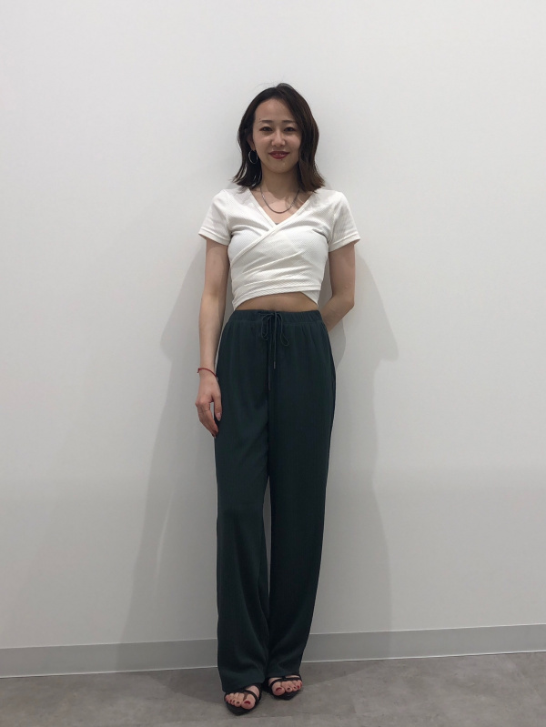 ナローストラップヒールサンダル（レディース）の着用コーディネート