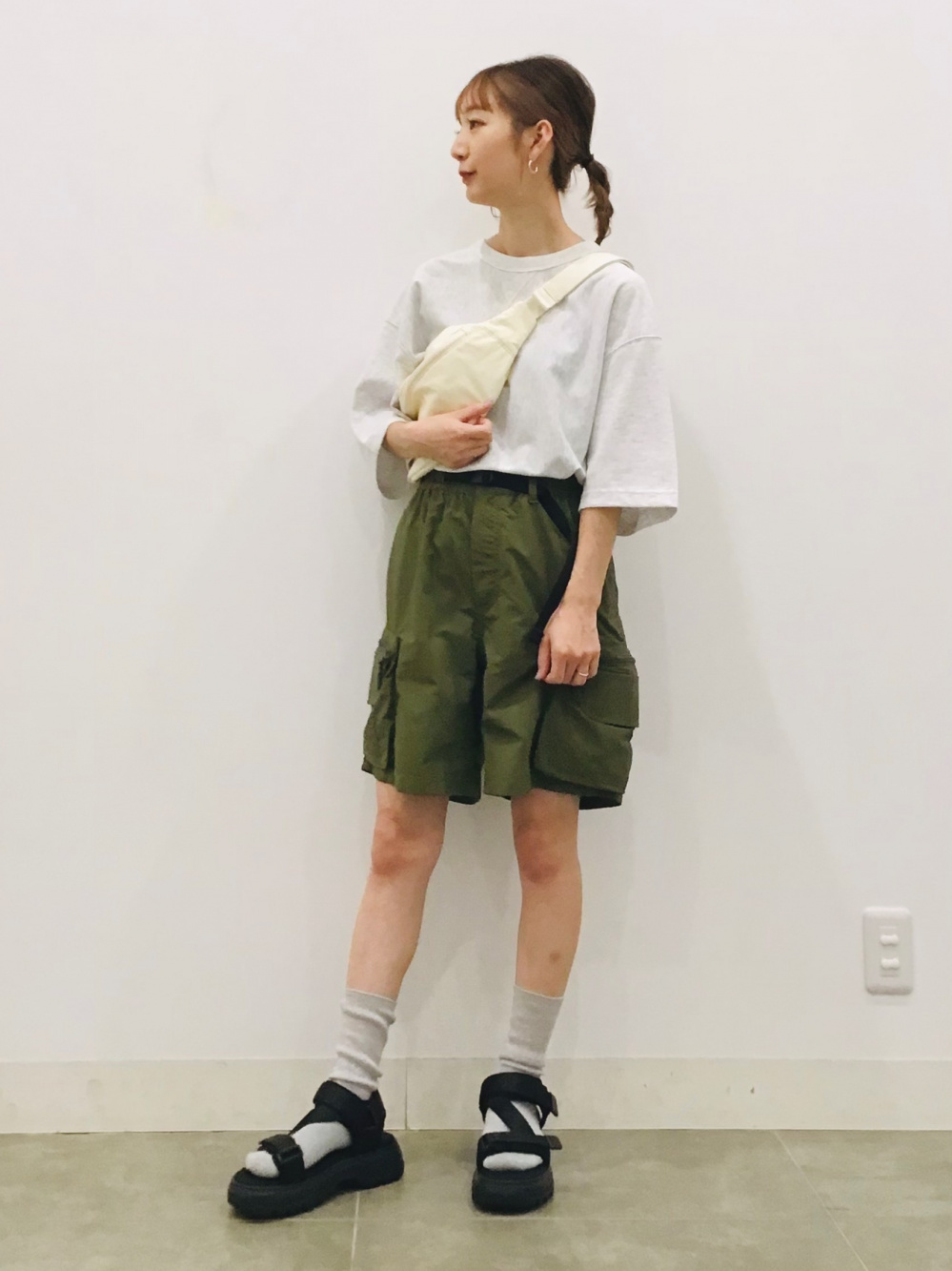 その他 gu- GU(ジーユー)の「ハイウエストテーパードパンツBZ」 - PARTE