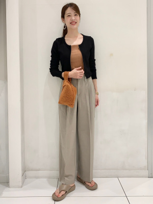uni's room■2color プラットフォームトングサンダル SS-SS23-37 uni's room□アシンメトリートングヒールサンダル SS-SS24-48