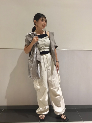 GU公式 | リブフロントギャザーキャミソール(セットアップ可能)