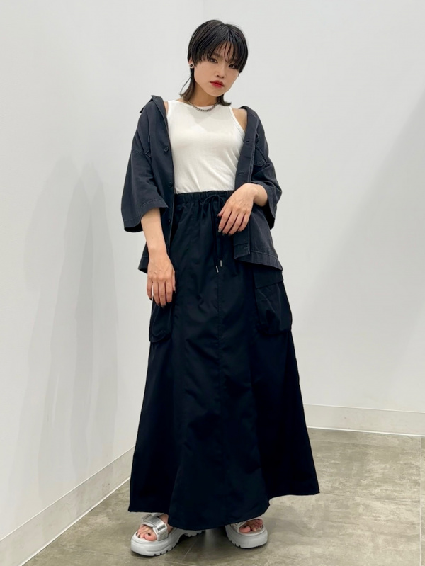 かわい様 ライトデニムオーバーサイズワークシャツ(5分袖)（メンズ）の着用