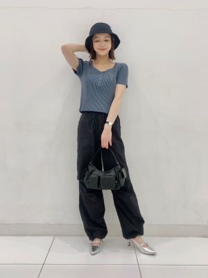 GU公式 | テックパラシュートプルオンパンツ(丈標準69.0～73.0cm