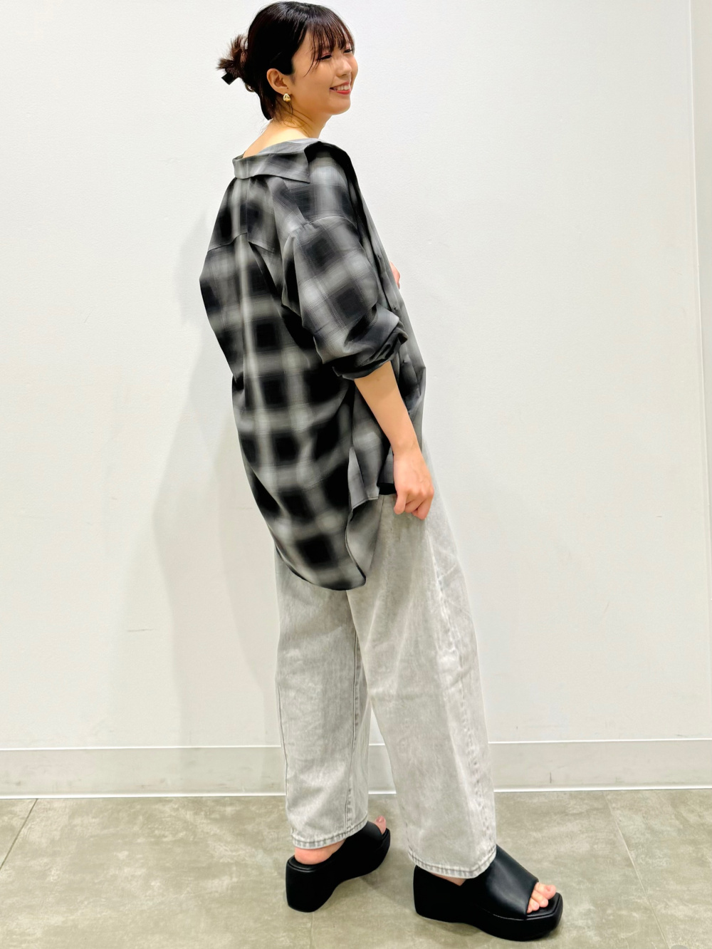 ブラフィールクロップドホルターネックキャミソール、イージー