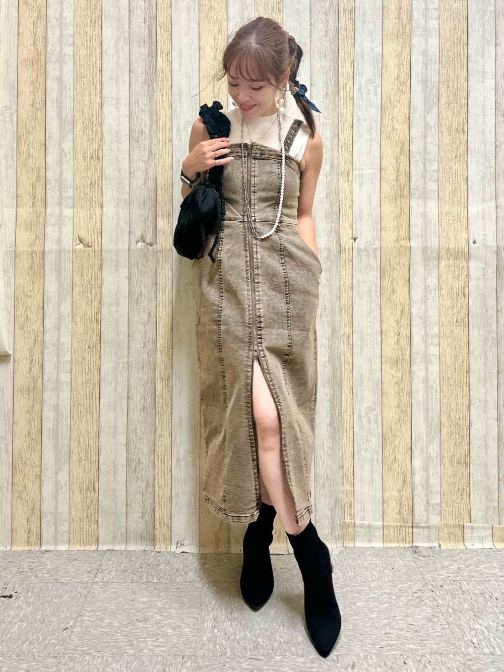 ミニハイネックセーター(ノースリーブ)Z、デニムフロントジップ