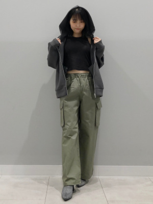 GU公式 | ブラフィールクロップドアメリカンスリーブタンクトップ