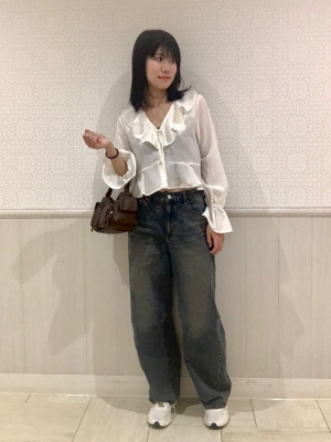 GU公式 | ラッフルボレロブラウス