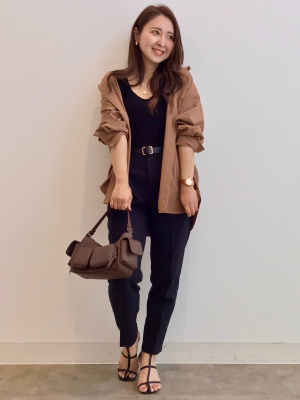 GU公式 | リブニットスクエアネックタンクトップ(2024年モデル)