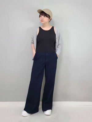 GU公式 | ブラフィールクロップドアメリカンスリーブタンクトップ