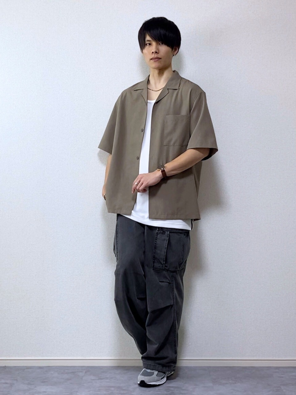 レースオーバーサイズシャツ(長袖)、デニムスーパーワイドカーゴパンツ