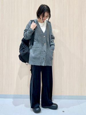 GU公式 | ブラフィールクロップドアメリカンスリーブタンクトップ