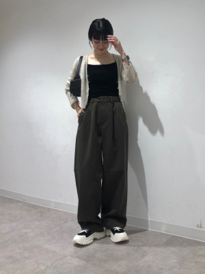 GU公式 | チノツータックバギースラックス(丈標準71.0～75.0cm)