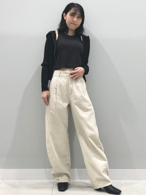 GU公式 | ブラフィールクロップドアメリカンスリーブタンクトップ