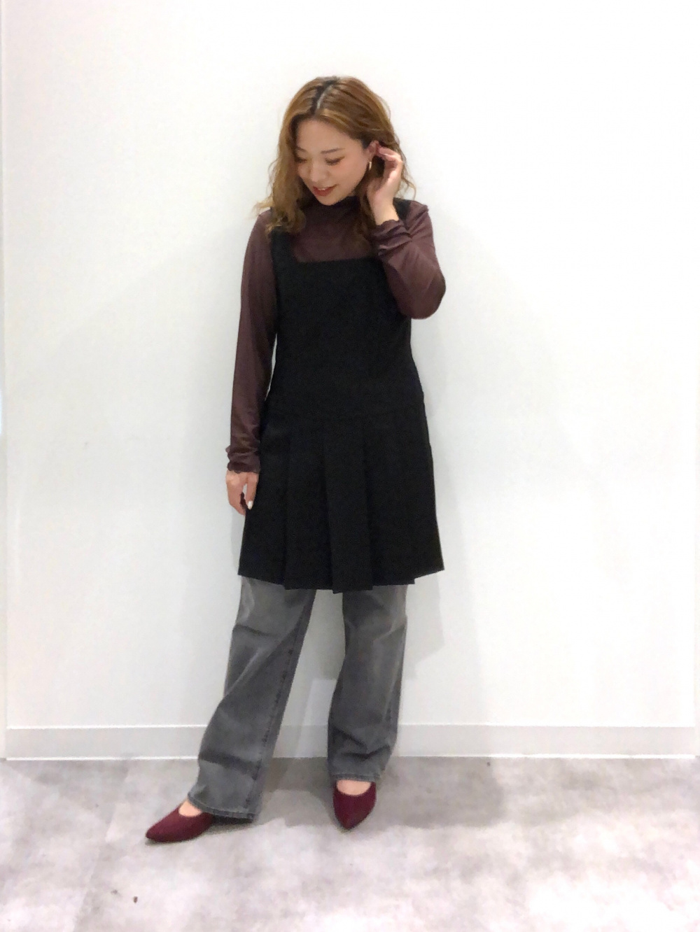 High Rise Straight Jeans」| GU的穿搭理念