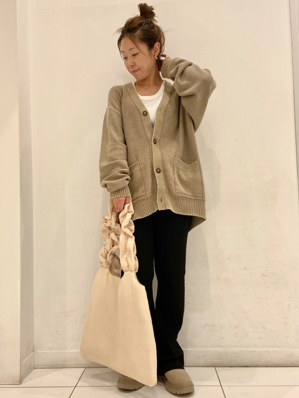 【返品交換不可】 公式スタイリング | ジーユー トップス