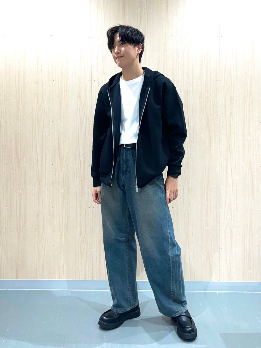 デニムブルゾン by rokh +X、ジーンズ by rokh」の着用コーディネート