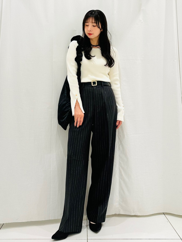 ★新 品★GU ツータックバギースラックス ストライプ Sサイズ ☆新 品☆GU ツータックバギースラックス ストライプ Sサイズ
