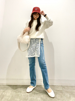 お値下げ中！MEGUMIさん私服着用　バレルストレッチデニム お値下げ中！MEGUMIさん私服着用バレルストレッチデニム