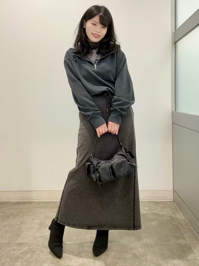 ①専用画面 GU公式 | スウェットプルオーバー(ロゴ)