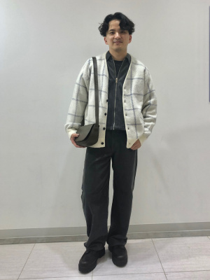 GU公式 | コーデュロイジップアップシャツ(セットアップ可能)