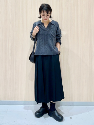 さ。ページ GU公式 | パフィータッチスキッパーケーブルセーター