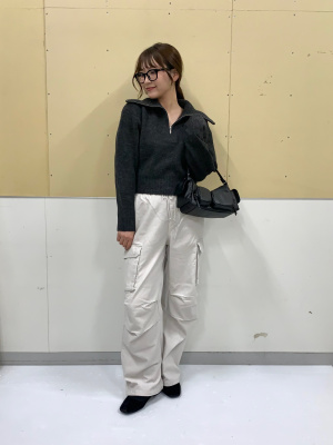 GU公式 | パフィータッチビッグカラーセーター