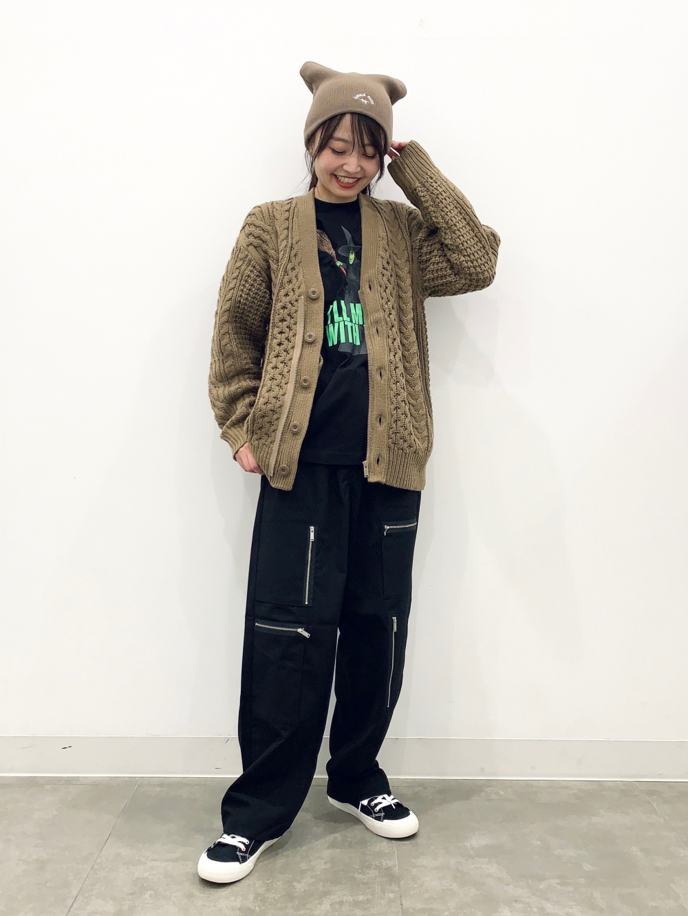 ケーブルカーディガン UNDERCOVER、グラフィックT UNDERCOVER 2」の 