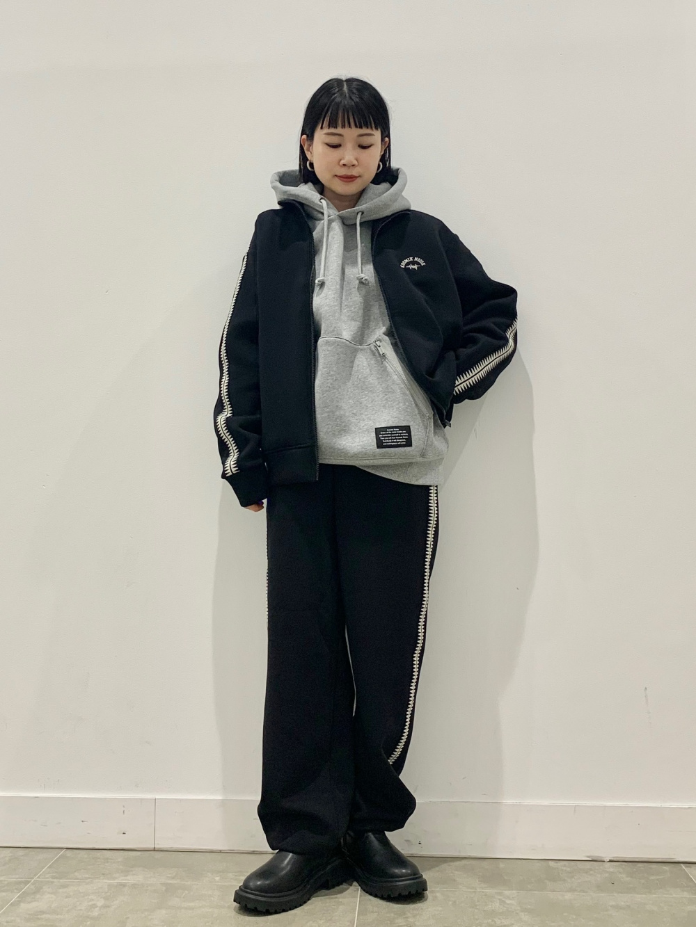 トラックジャケット UNDERCOVER(セットアップ可能)、トラック