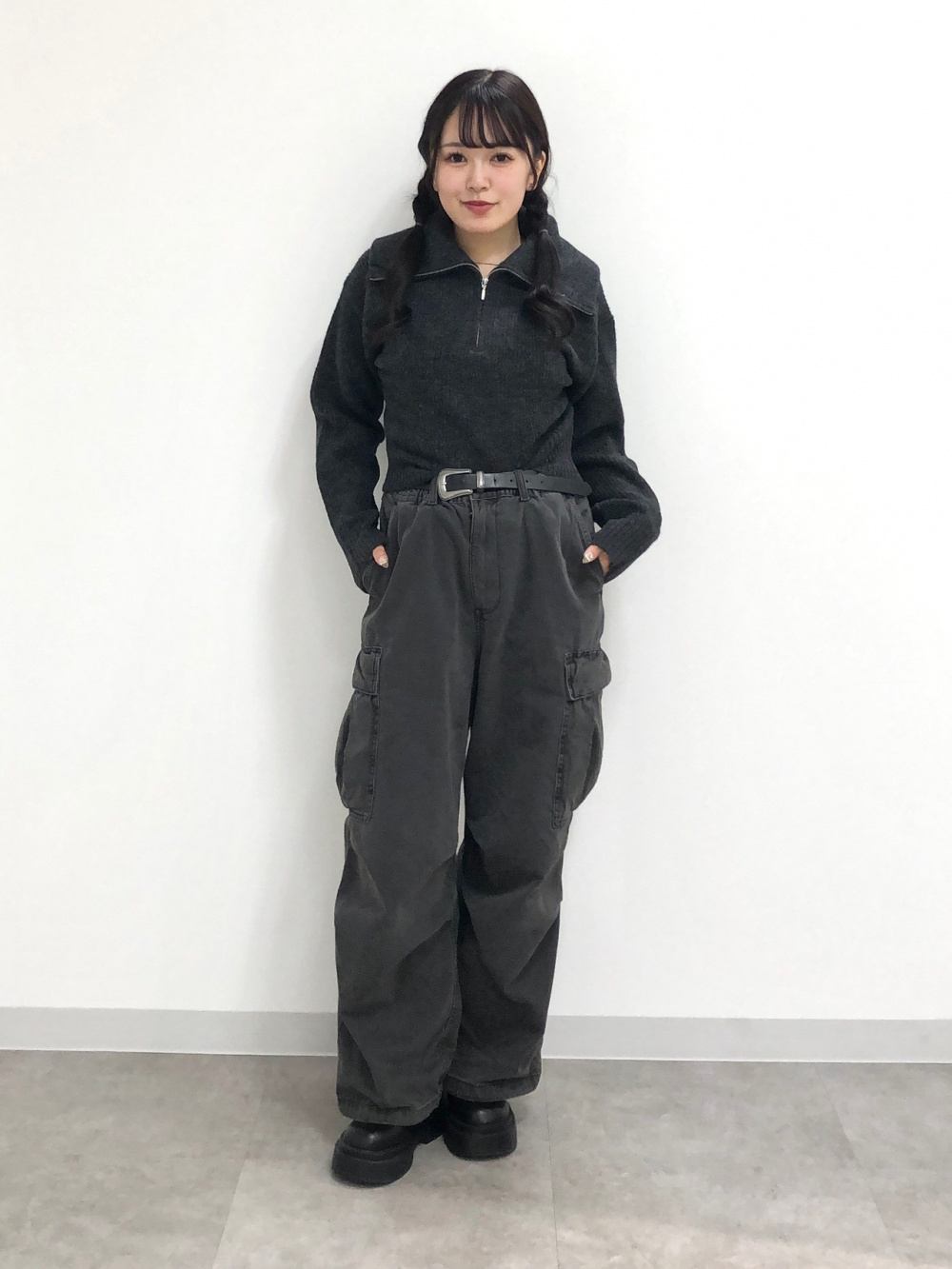EASY SUPERWIDE BLOCK PANTS ブラック EASY SUPERWIDE BLOCK PANTS – SPECIALGUEST®