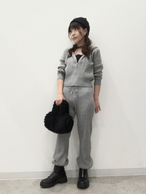 GU公式 | ケーブルフルジップパーカ(セットアップ可能)