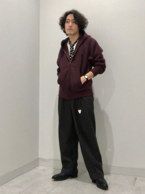 GU公式 | ツータックバギースラックス(ストライプ)(セットアップ