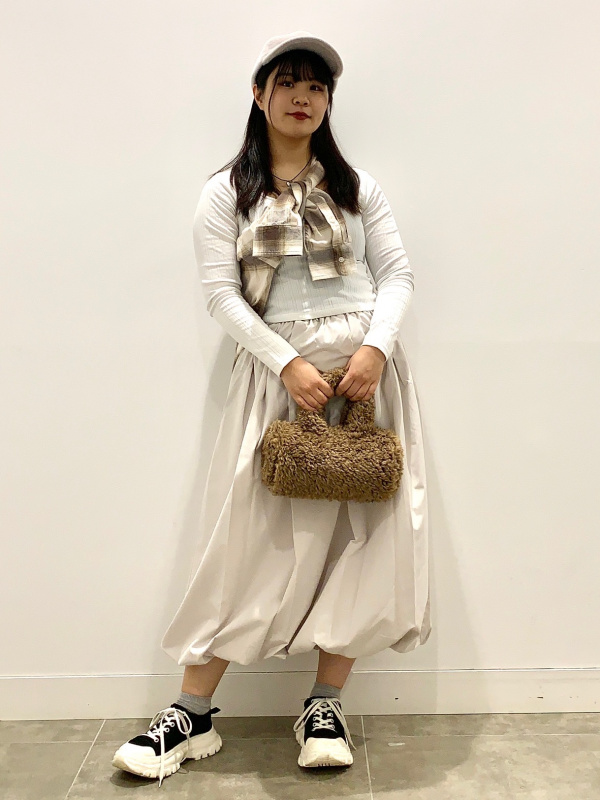 【DOLCE&GABBANA】ファープリント ストレートヘムミディスカート 公式スタイリング | ジーユー