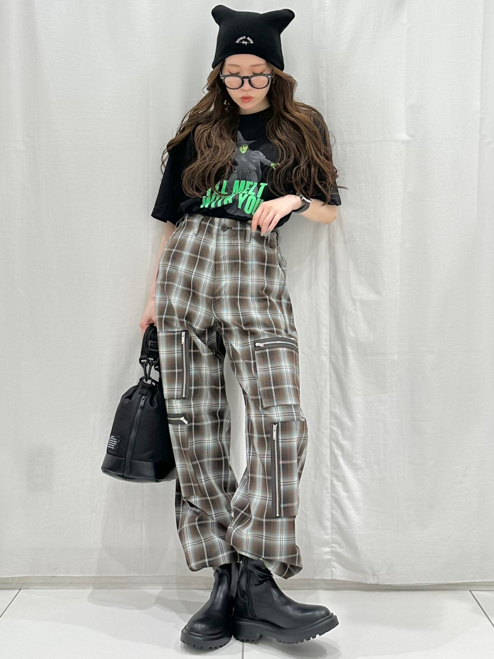 グラフィックT UNDERCOVER 1、スタジアムジャンパー UNDERCOVER グラフィックT UNDERCOVER 1、スタジアムジャンパー UNDERCOVER