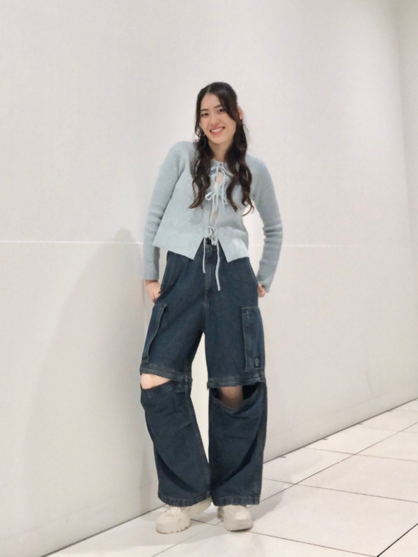 デニムコンバーチブルワイドカーゴパンツ UNDERCOVER（メンズ）の着用