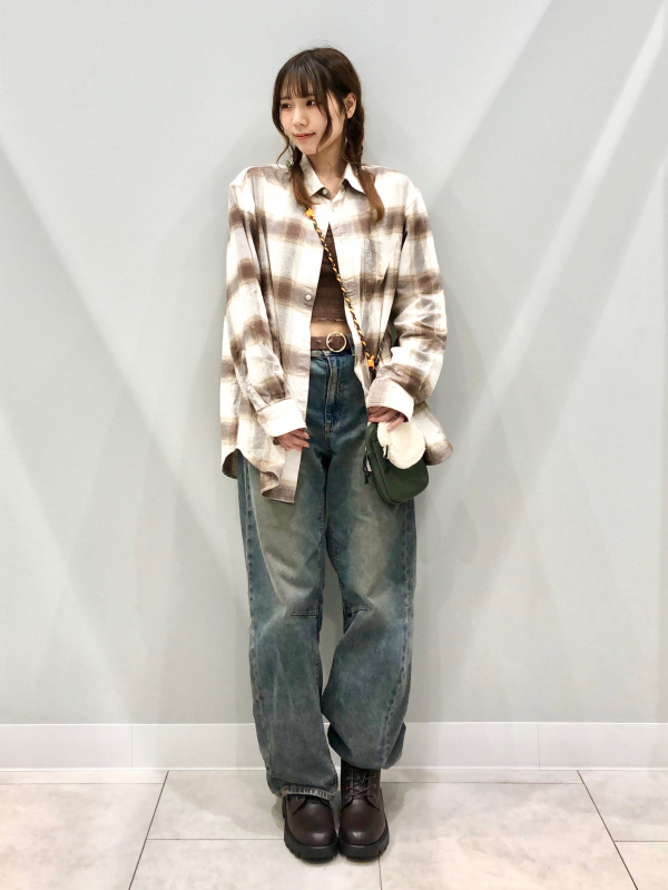 ブラフィールシャーリングクロップドチューブトップ（レディース）の