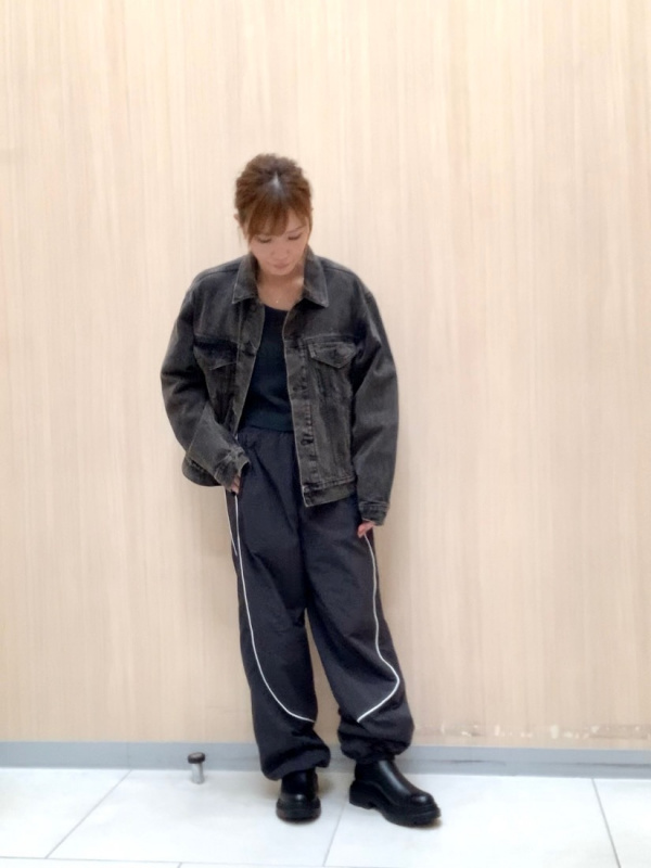 GUの『2990円パンツ』がはいた瞬間から暖かい…！「太く見えない