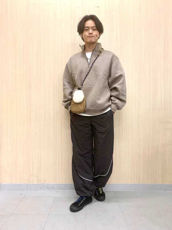 GUの『2990円パンツ』がはいた瞬間から暖かい…！「太く見えない