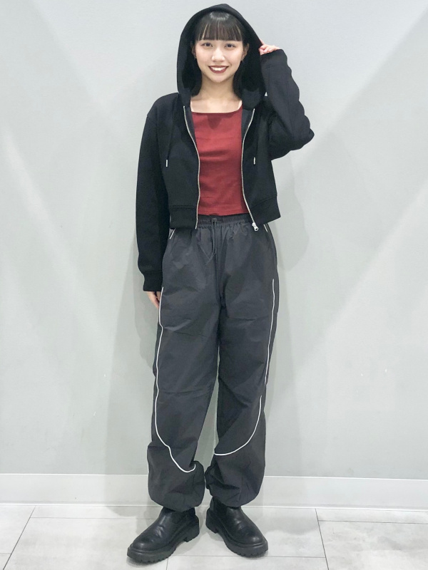 GU公式 | 裏フリーストラックパンツNT+E