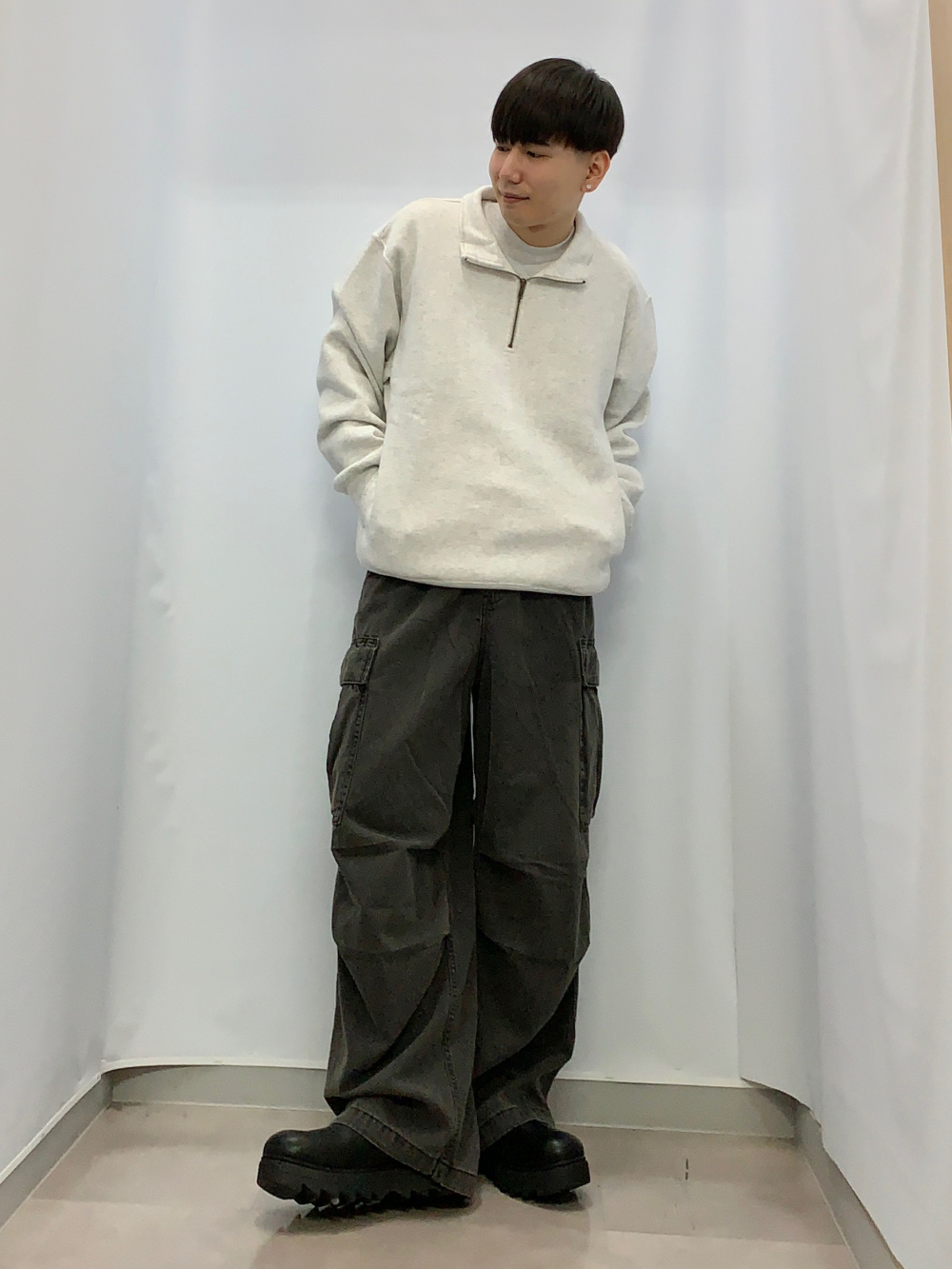 Denim Super Wide Cargo Pants」| GU的穿搭理念