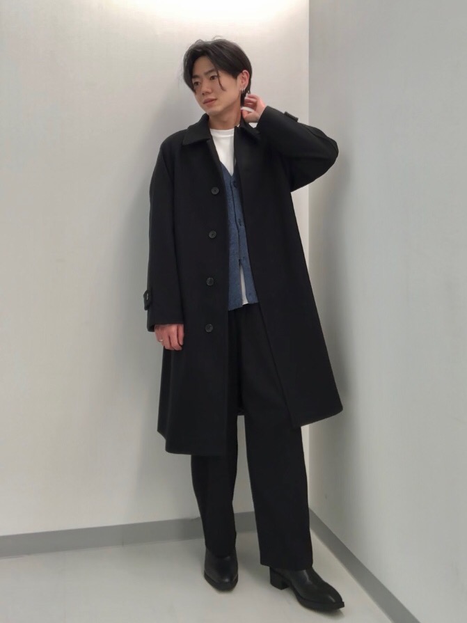 男女適穿-Cozy Melton麥爾登立領大衣」的穿搭靈感 | GU