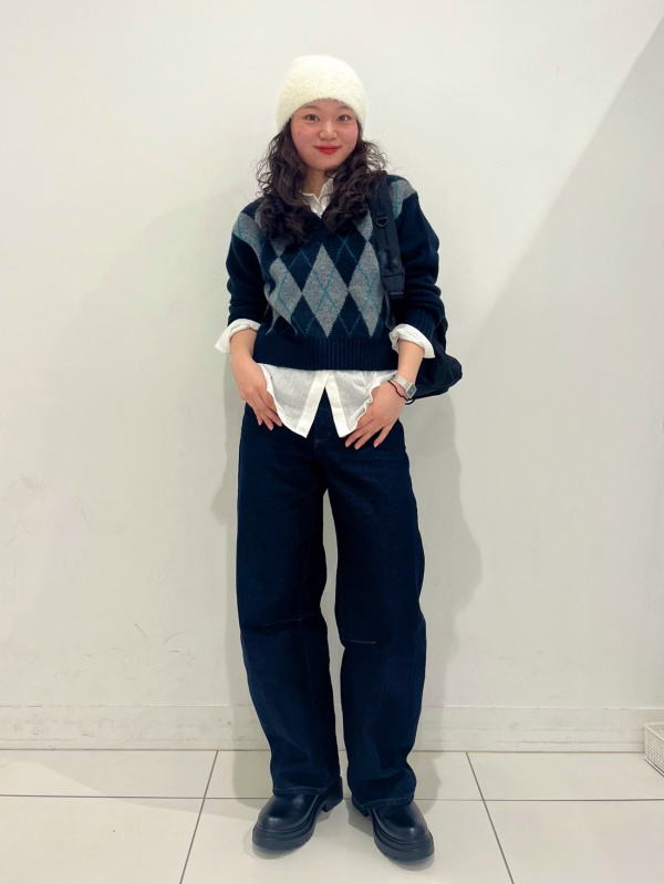 パフィータッチアーガイルVネックショートセーター（レディース）の