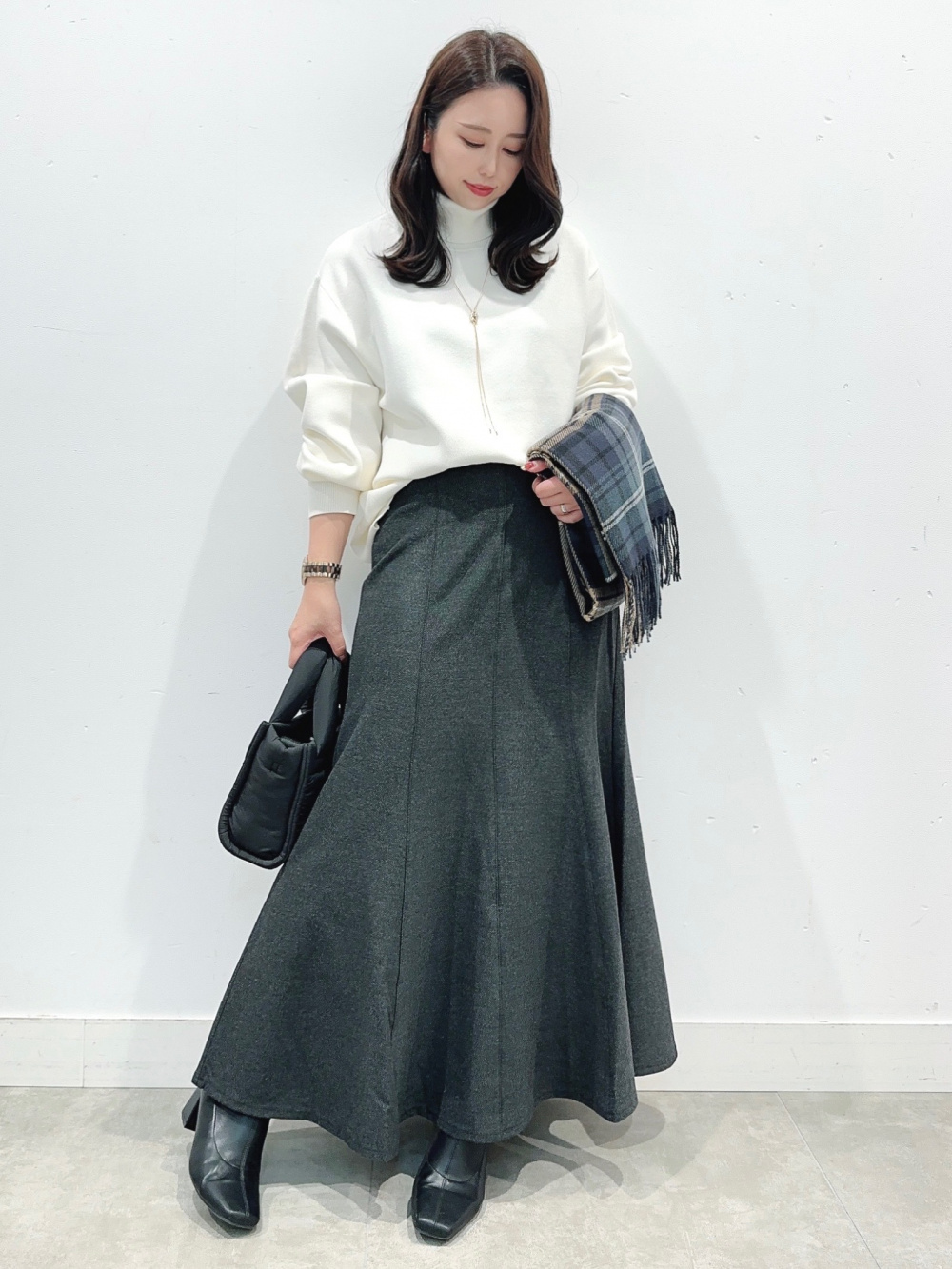 スムースニットタートルネックセーター、マーメイドフレアスカートZQ