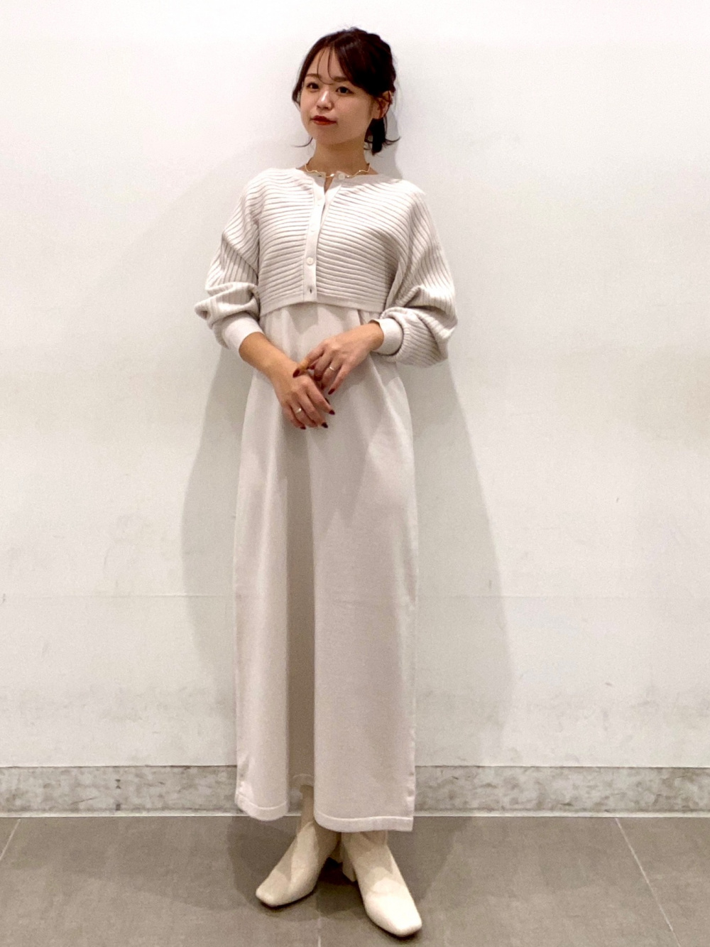 2ピースカーディガンセットワンピース」の着用コーディネート| ジーユー