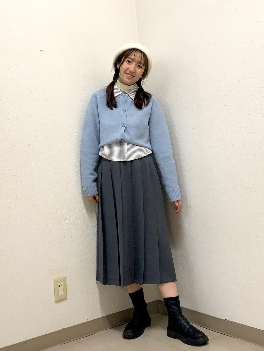 プリーツミディスカート」の着用コーディネート| ジーユー